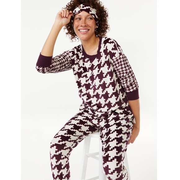 NWT Women's Velour Pajama set with Eye Mask size 3X - Picture 3 of 6